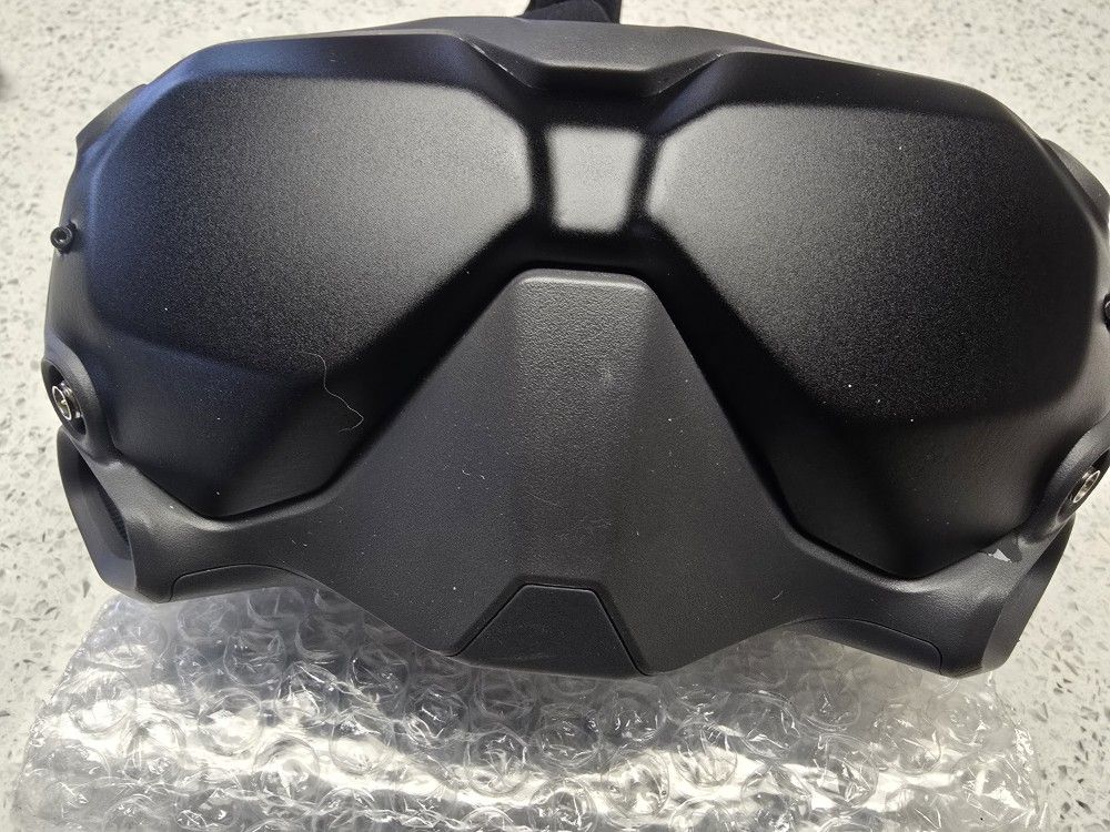 DJI FPV Goggles V2  With Battery Perfect Conditiion For DJI AVATA FPV and O3 AIR