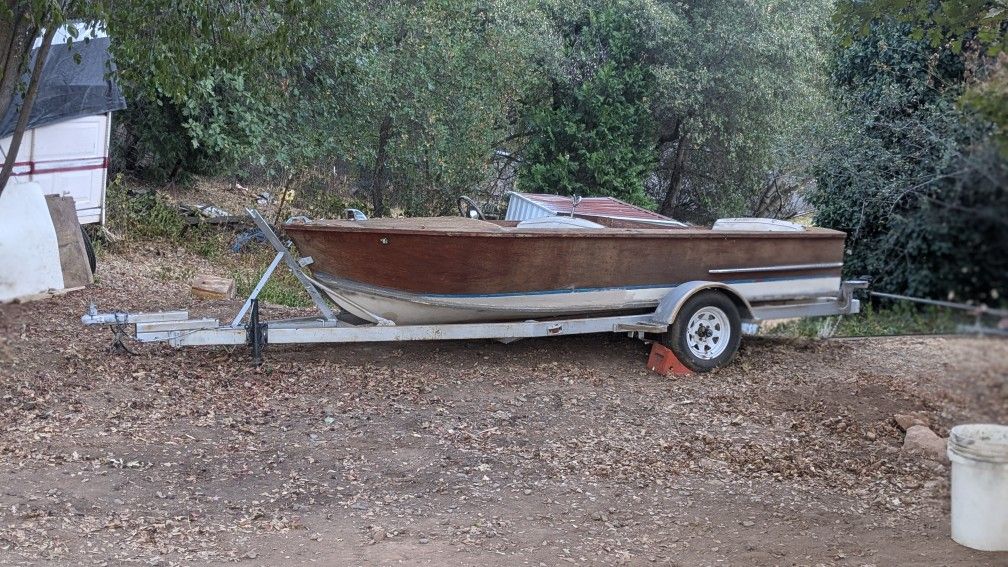 1954 Ski Natique Correct Craft