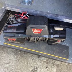 Warn 8000 Winch NEW With Synthetic Rope