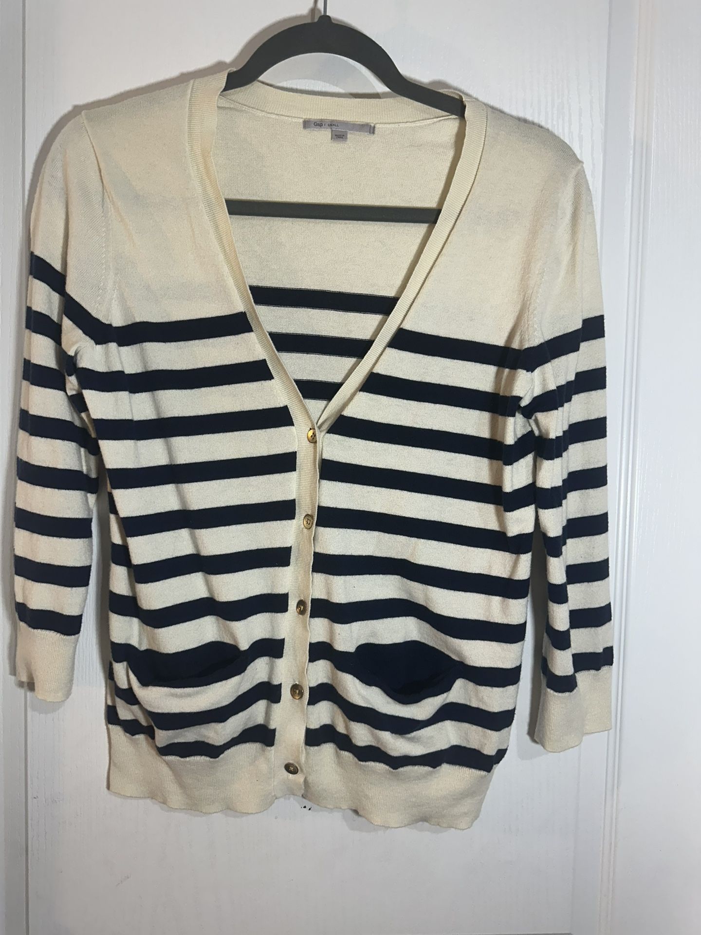 Gap 3/4 sleeve Cream/Navy Blue Cardigan