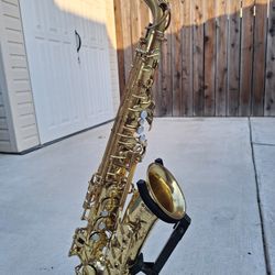 Purple Logo Yamaha Alto Saxophone YAS-52 W/Extra Neck