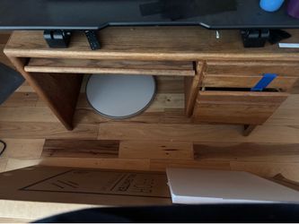 Solid Oak work desk. Very good condition