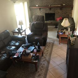 Like New Free Furniture Today Only Pick Up Only 