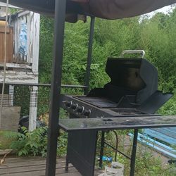 Bbq Grill And Tent 