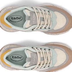 New Taos Footwear Women's Advance Sneakers Size 9  
