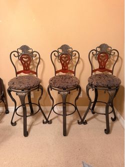 360 swivel barstools