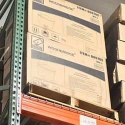 B0970 Smart Bidet Tankless Toilet Elongated One Piece Chair Height, Auto Flush, Heated Seat with Integrated Multi Function Remote Control in White