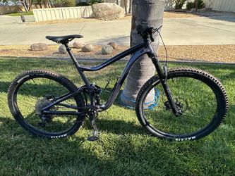 2020 Giant Trance 3 29er Mountain Bike