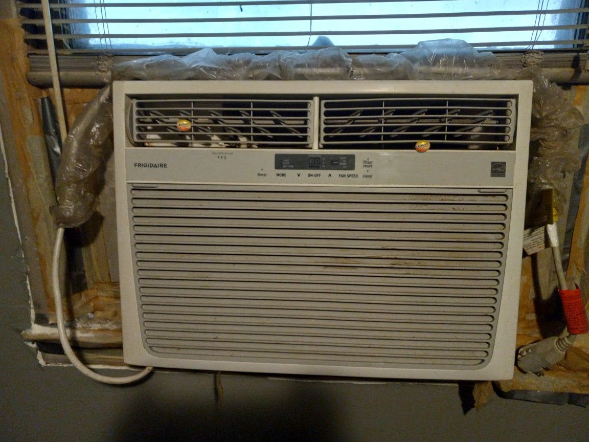 Fridgedaire Air Conditioner Energy Saver 