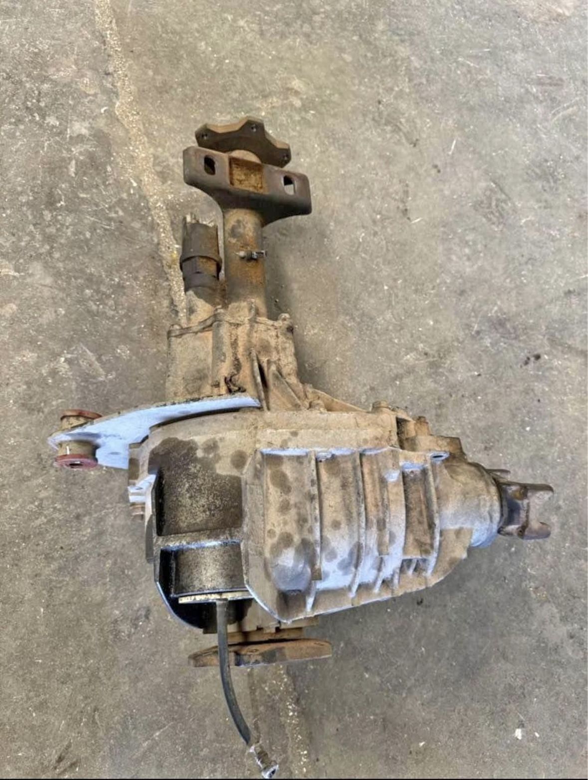 1(contact info removed) Chevy silverado gmc sierra 1500Hd 2(contact info removed) front differential