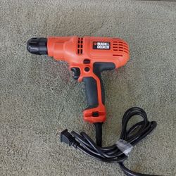 Black Decker 5.2 Amp 3/8 Electric Drill DR260 Tested Works