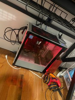 Gaming pc,monitor and keyboard and mouse