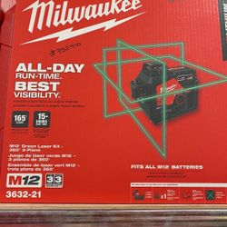 Milwaukee New Laser 360 Degree M12 Battery And Charger 