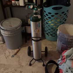Oxygen Compressed
