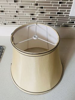 Lamp Shade ,great Conditions 