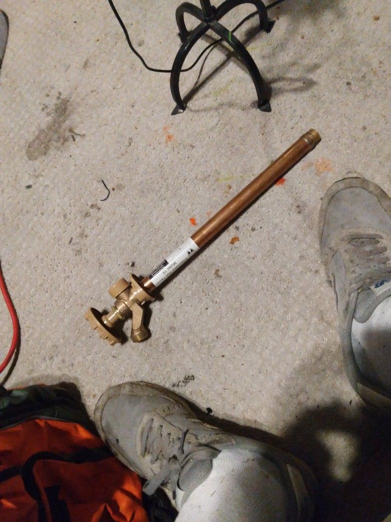 Woodford 14" Freezeless Outside Wall Faucer