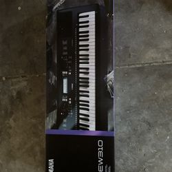 Yamaha Piano PSR EW310