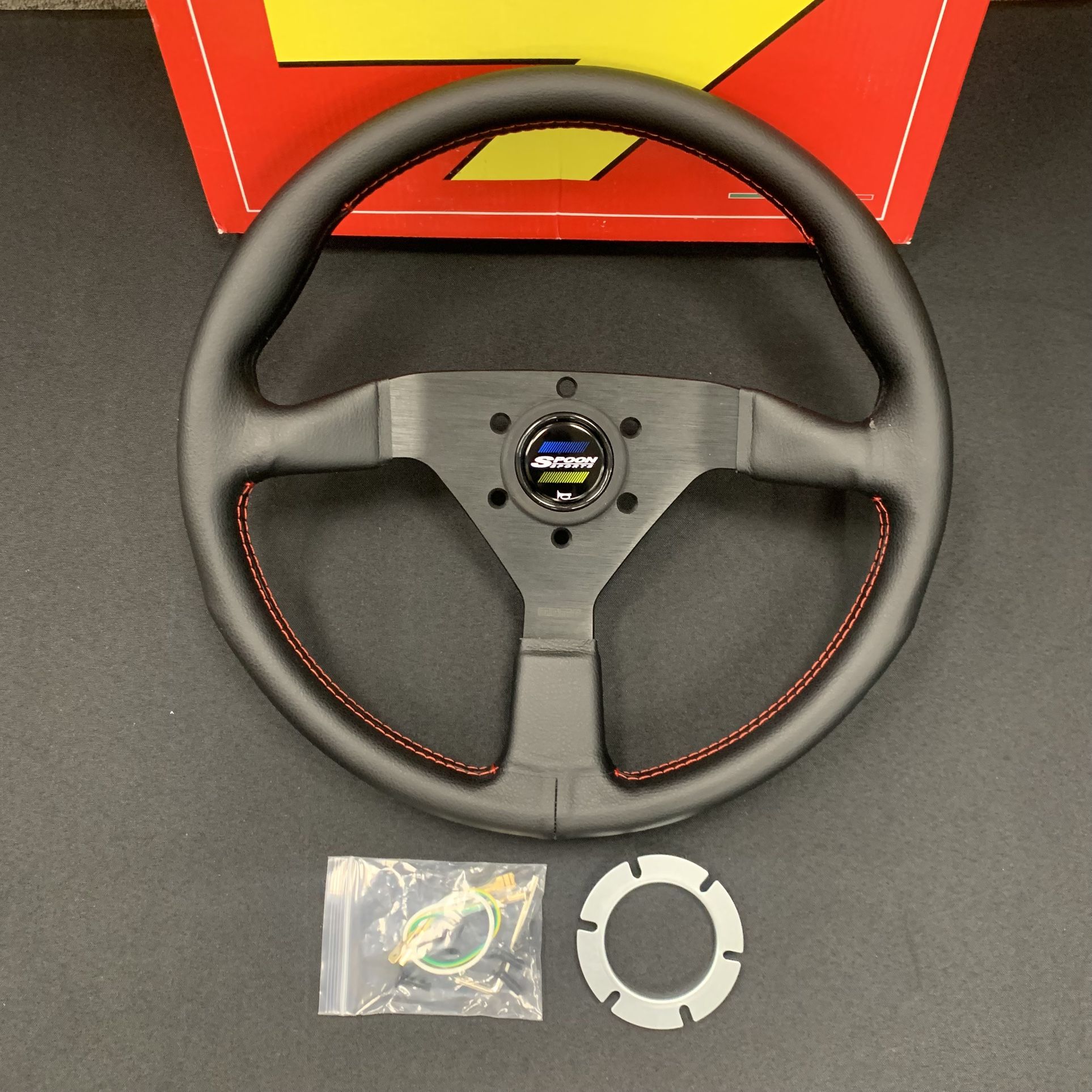 New 350mm Steering Wheel Black Red Stitching Spoon Style Horn Button Jdm