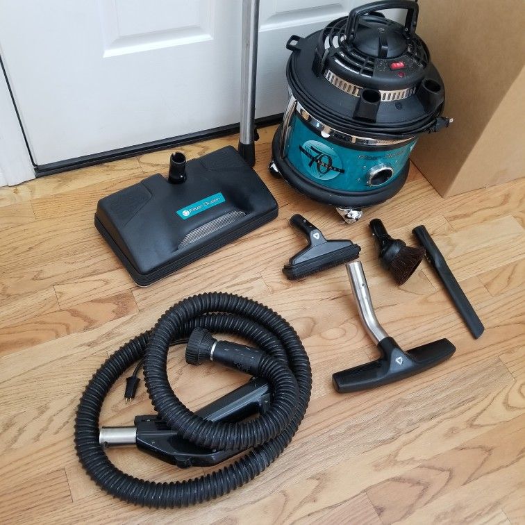 NEW cond FILTER QUEEN MAJESTIC VACUUM WITH AMAZING POWER SUCTION