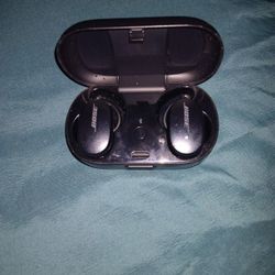 Looking To Sell These Bose Headphones They Work Perfect 