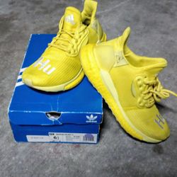 Adidas Pharrell Williams Hu Yellow  Running Shoes M6.5/W7.5