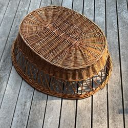 Vintage Wicker Pet Bed Dog Bed Oval Cottage Farmhouse Vibes
