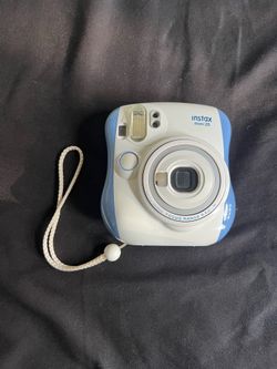 Polaroid camera ***BROKEN/ Only use for parts