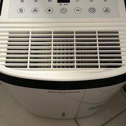 Honeywell Energy Star 50 Pint Dehumidifier