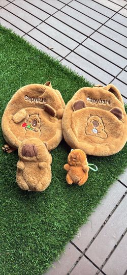 2x Capybara Backpacks and Plushies New