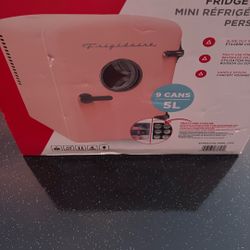 Mini Personal Fridge 