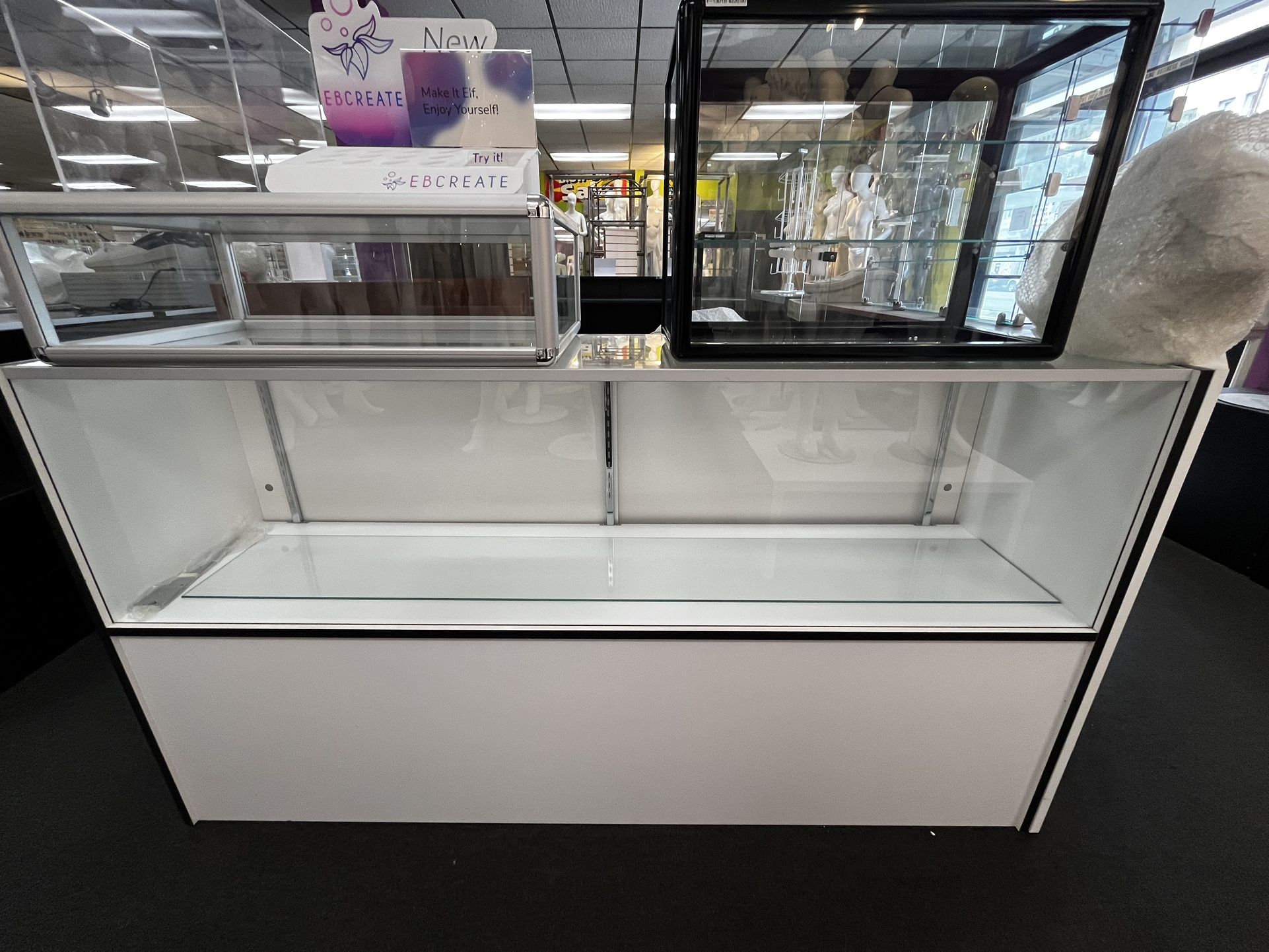 6’ Half Vision Showcase $395