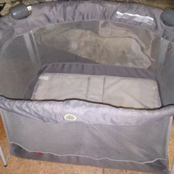 Fisherprice Ultra Day Playpen 