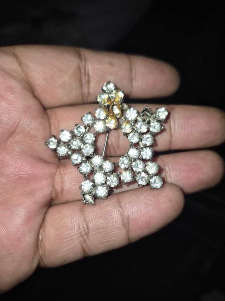 Vintage Brooch Large Rhinestone