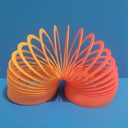 Colorful Kids Spring Slinky Toy - Educational & Engaging for Children 