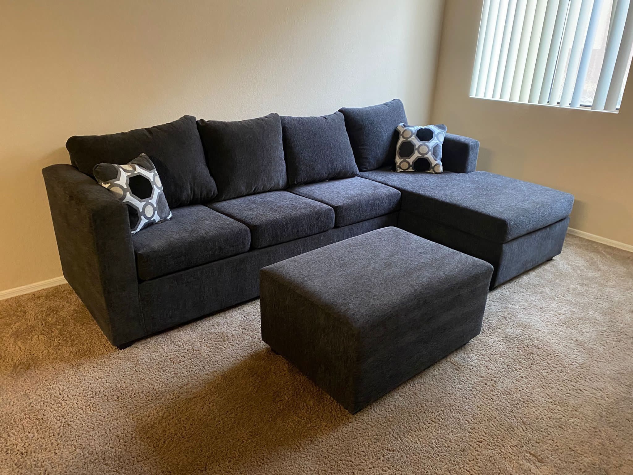 Dark Grey Sectional With Free Ottoman ‼️different Colors Available ‼️