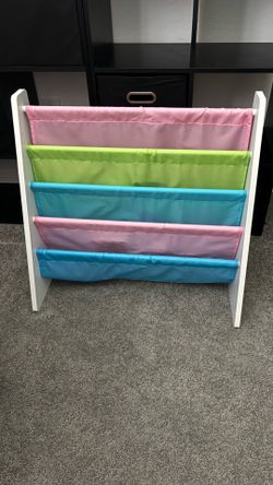 Kids book shelf