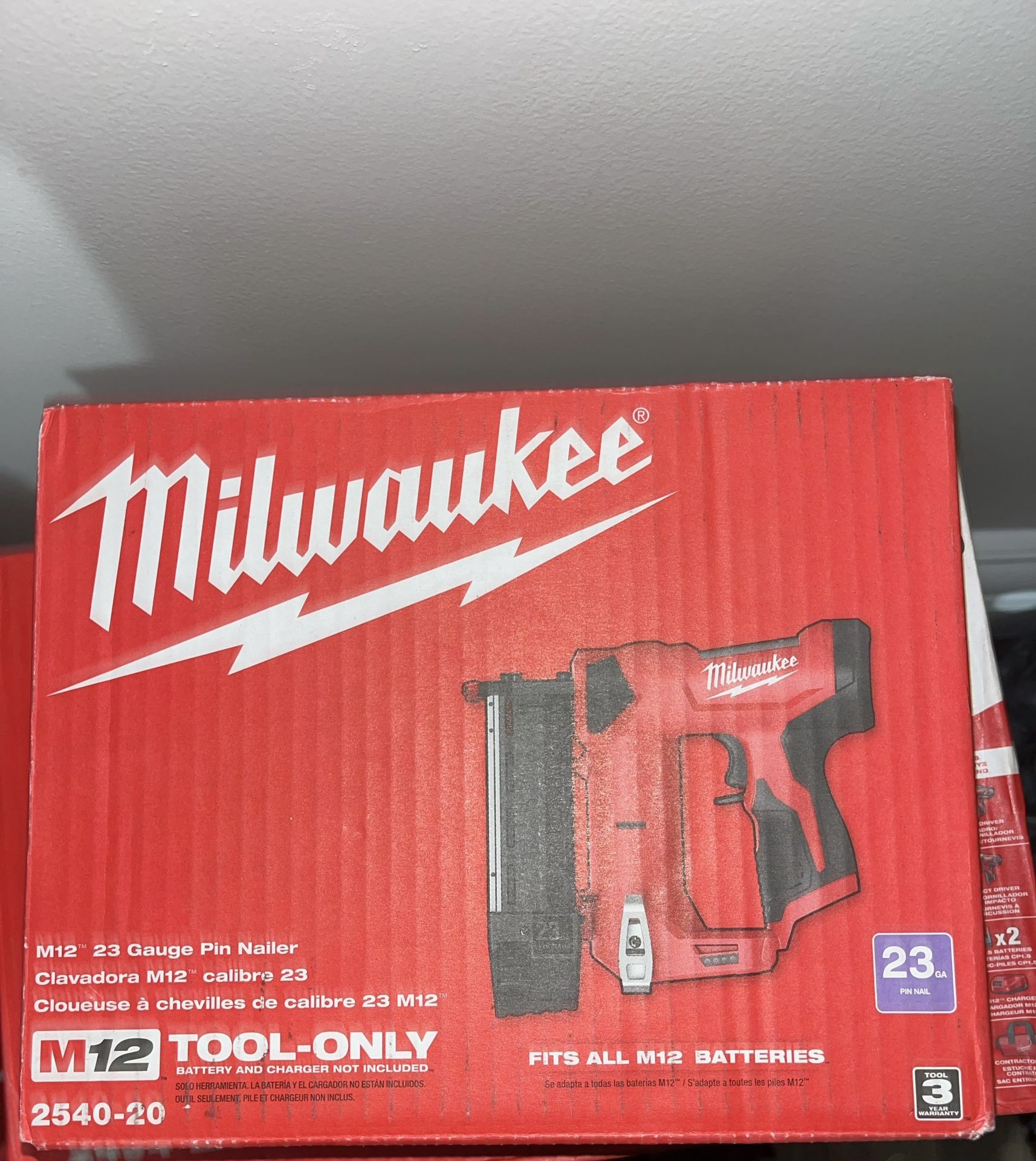 Milwaukee M12 23G Nailer