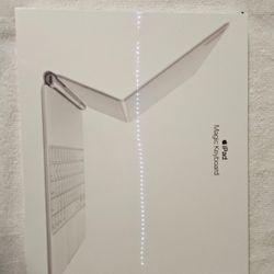 I Pad Magic Keyboard 