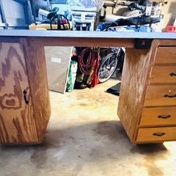 Working Table (carpentry, Crafts, Handyman)