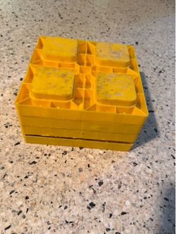 Camco Interlocking RV Leveling LEGO Blocks