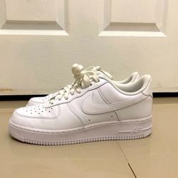 Nike Air Force 1 Men's Low Tops Sneakers in White Size US 8