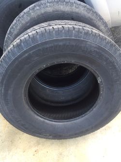 2 tires 2557016