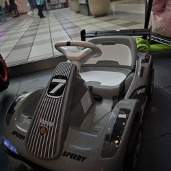 Carritos Electricos disponible con llanta de rubber o de plastico