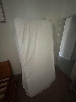 Twin sized bed mattress