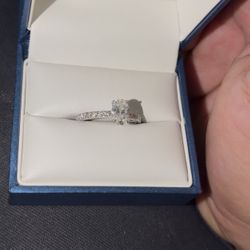 engagement ring