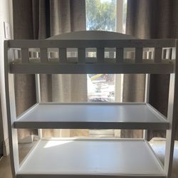 Changing table