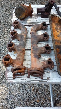 65 Ford Mustang Exhaust Manifold