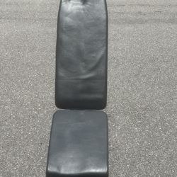 Fitness form utility bench. Using in good condition with minor cosmetic, blemishes associated with normal usage. Location below   31705 Wesley Chapel 
