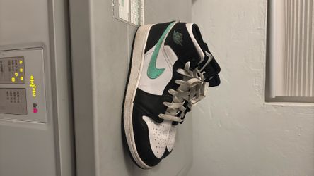 Nike Kids Air Jordan 1 Size 7y