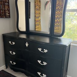 Solid Wood Victorian Dresser With Mirror & Nightstand